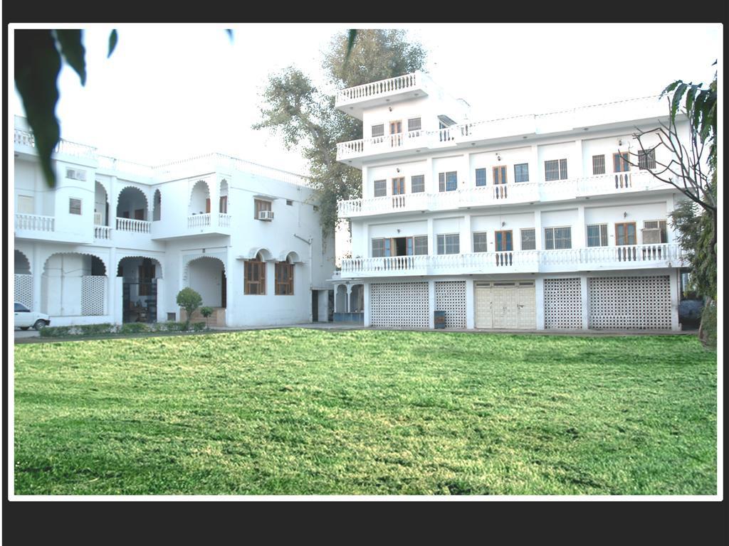 Saheli Palace Udaipur Bagian luar foto